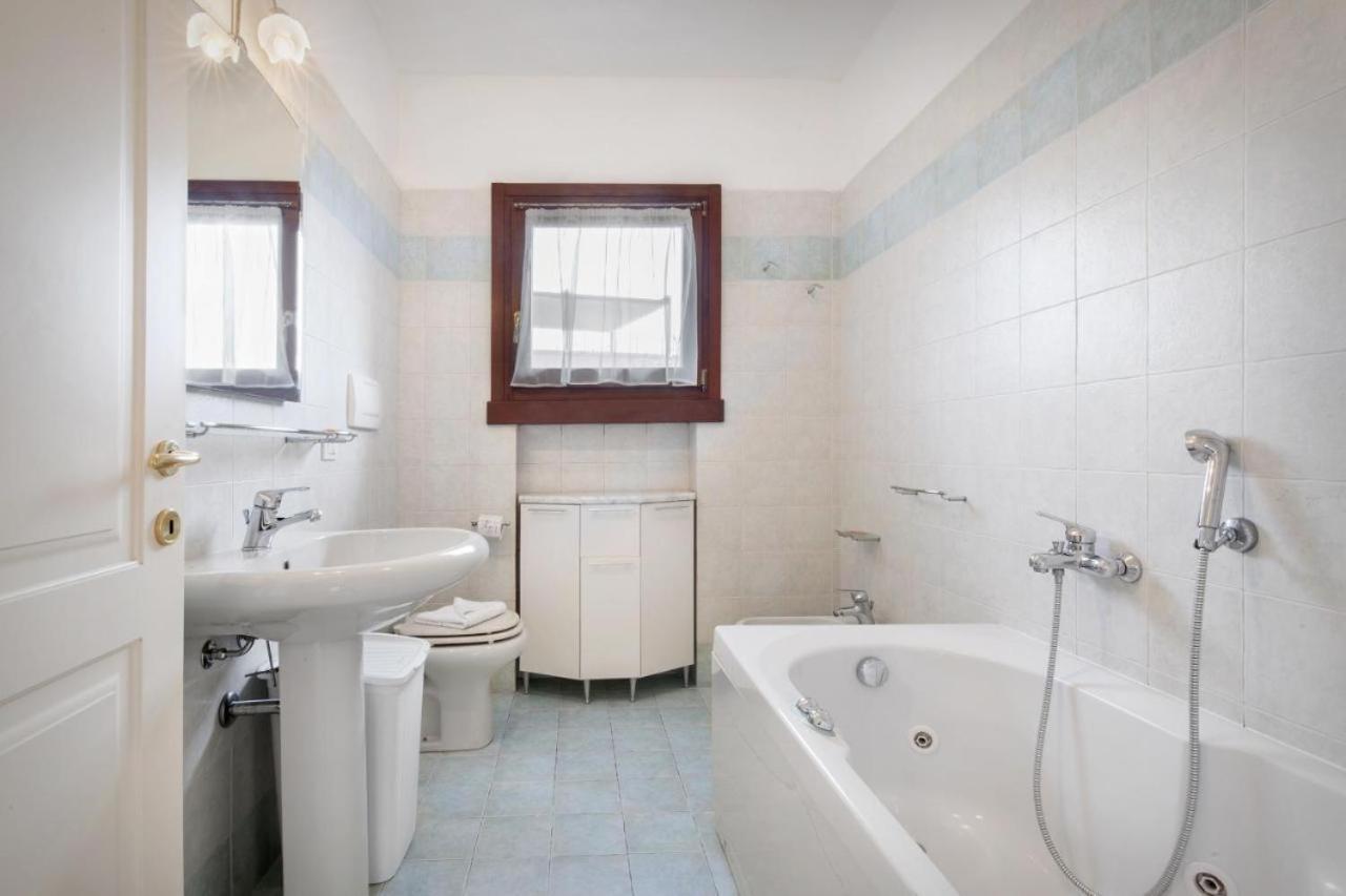 Villa Regina Gardesana Extérieur photo