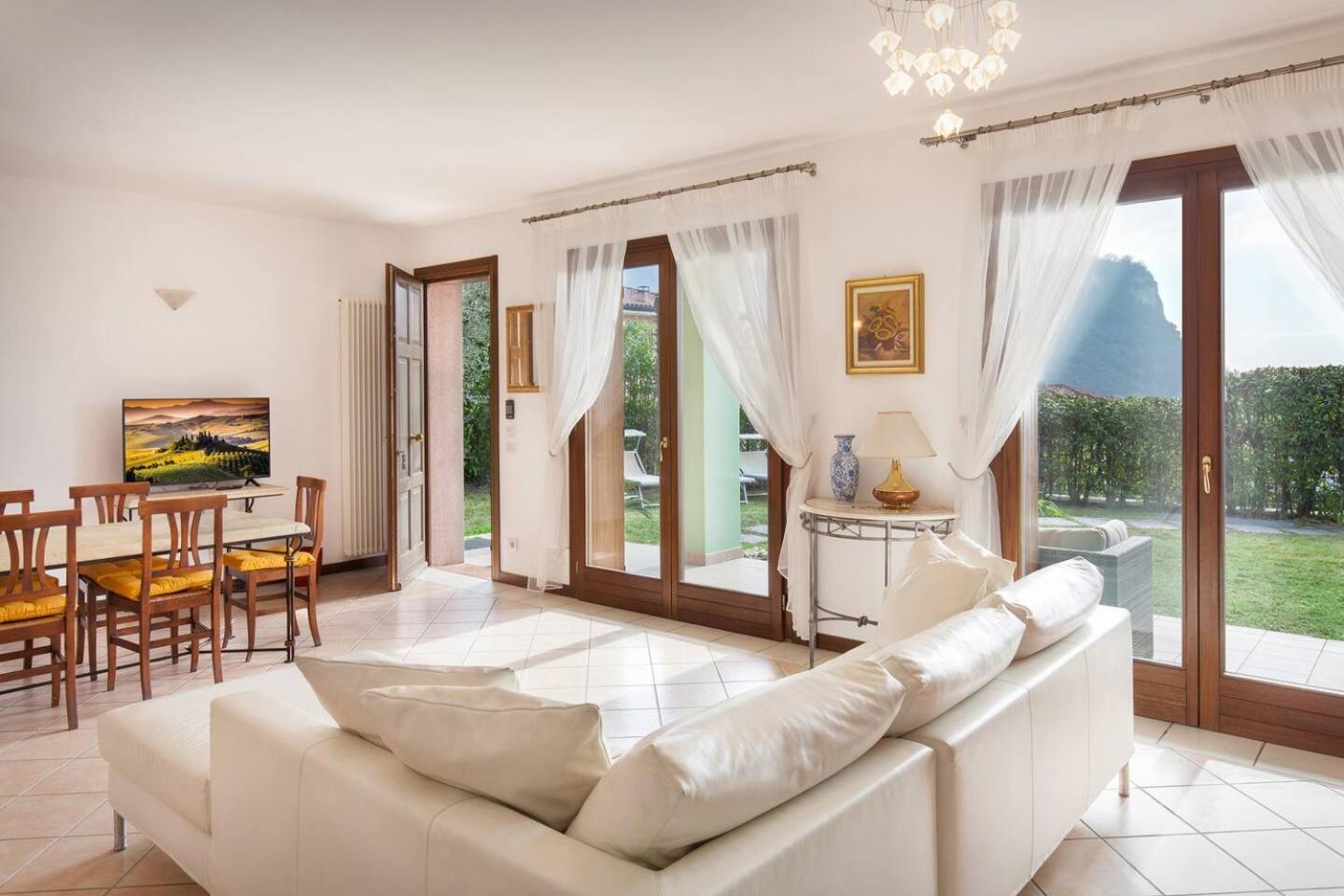 Villa Regina Gardesana Extérieur photo